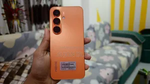New Walton 8 GB Orange