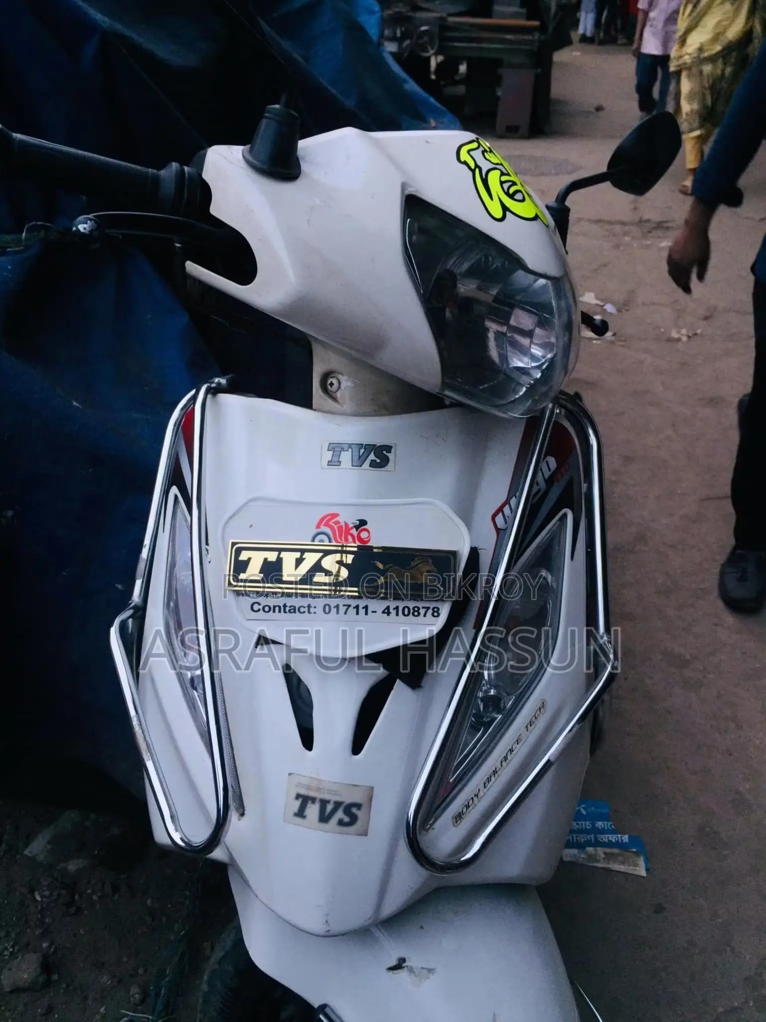 TVS Wego 2016 White