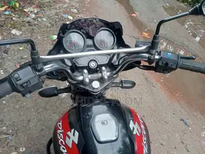 বাজাজ ডিসকভার ১৫০ ২০১৪ কালো