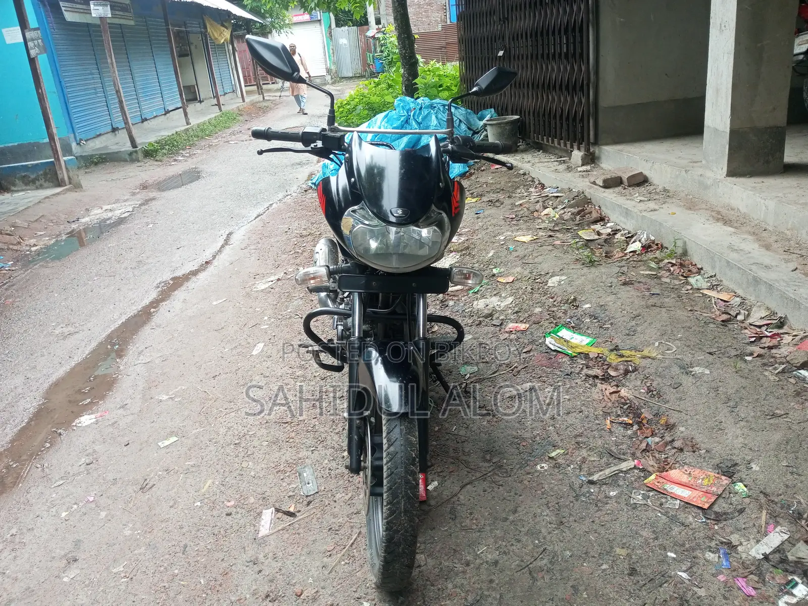 বাজাজ ডিসকভার ১৫০ ২০১৪ কালো