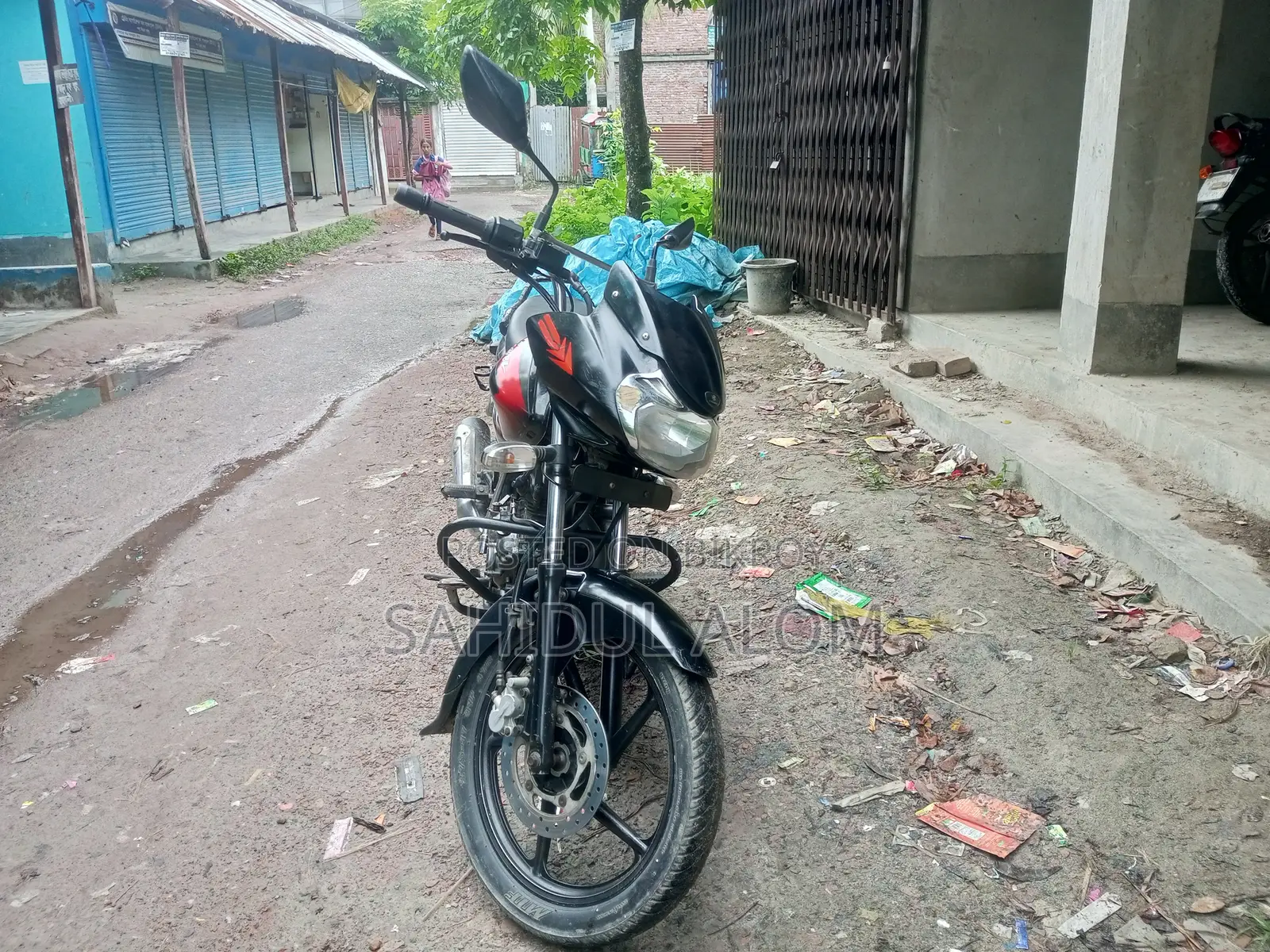 বাজাজ ডিসকভার ১৫০ ২০১৪ কালো