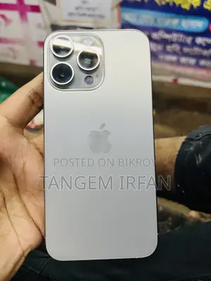 Apple iPhone 15 Pro Max 256 GB