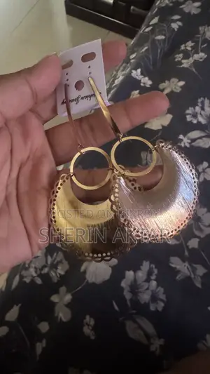 স্টাইলিশ কানের দুল
