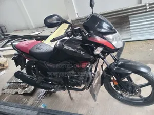 Hero Hunk 2022 Black