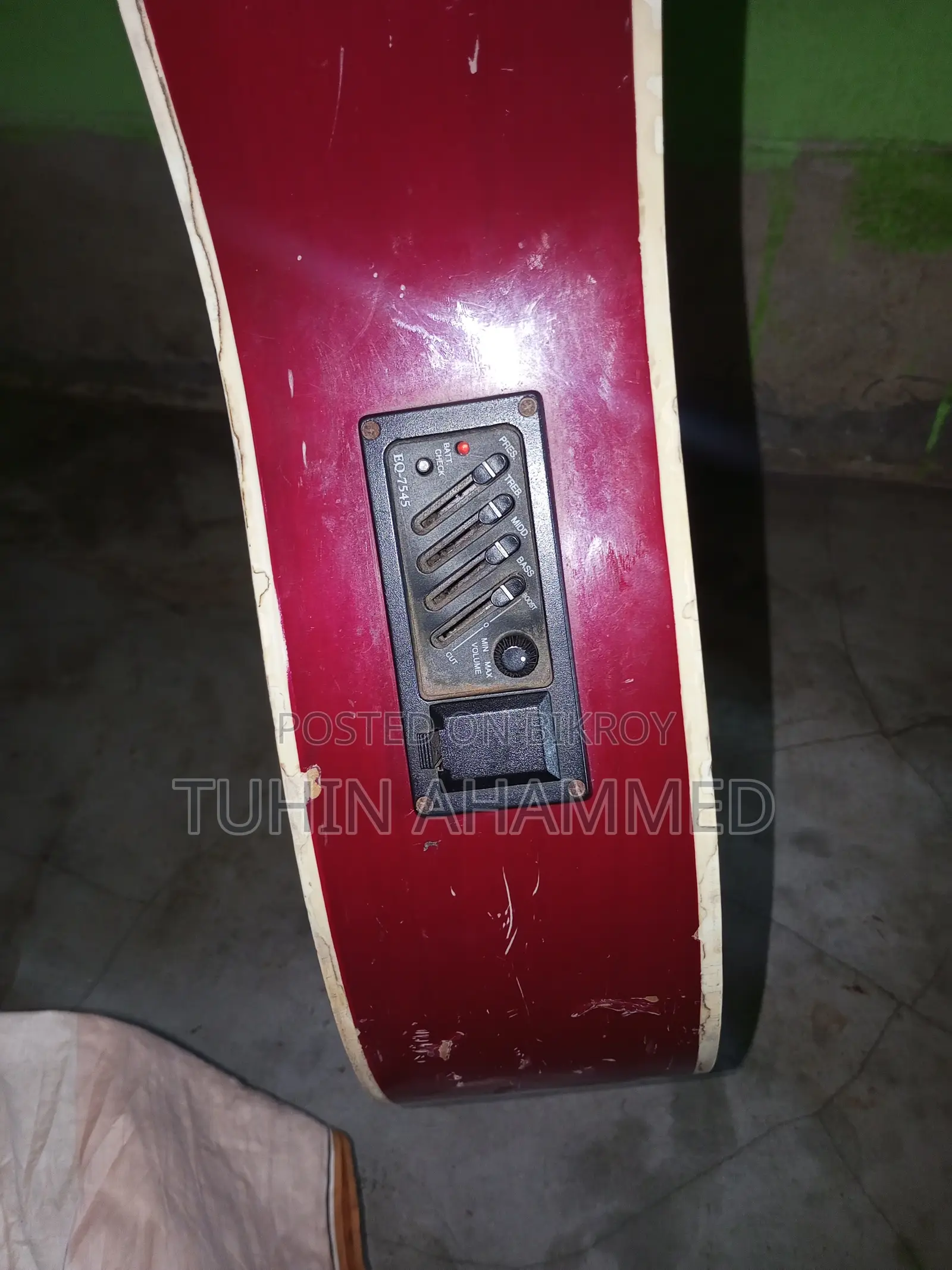 Guiter for Sale