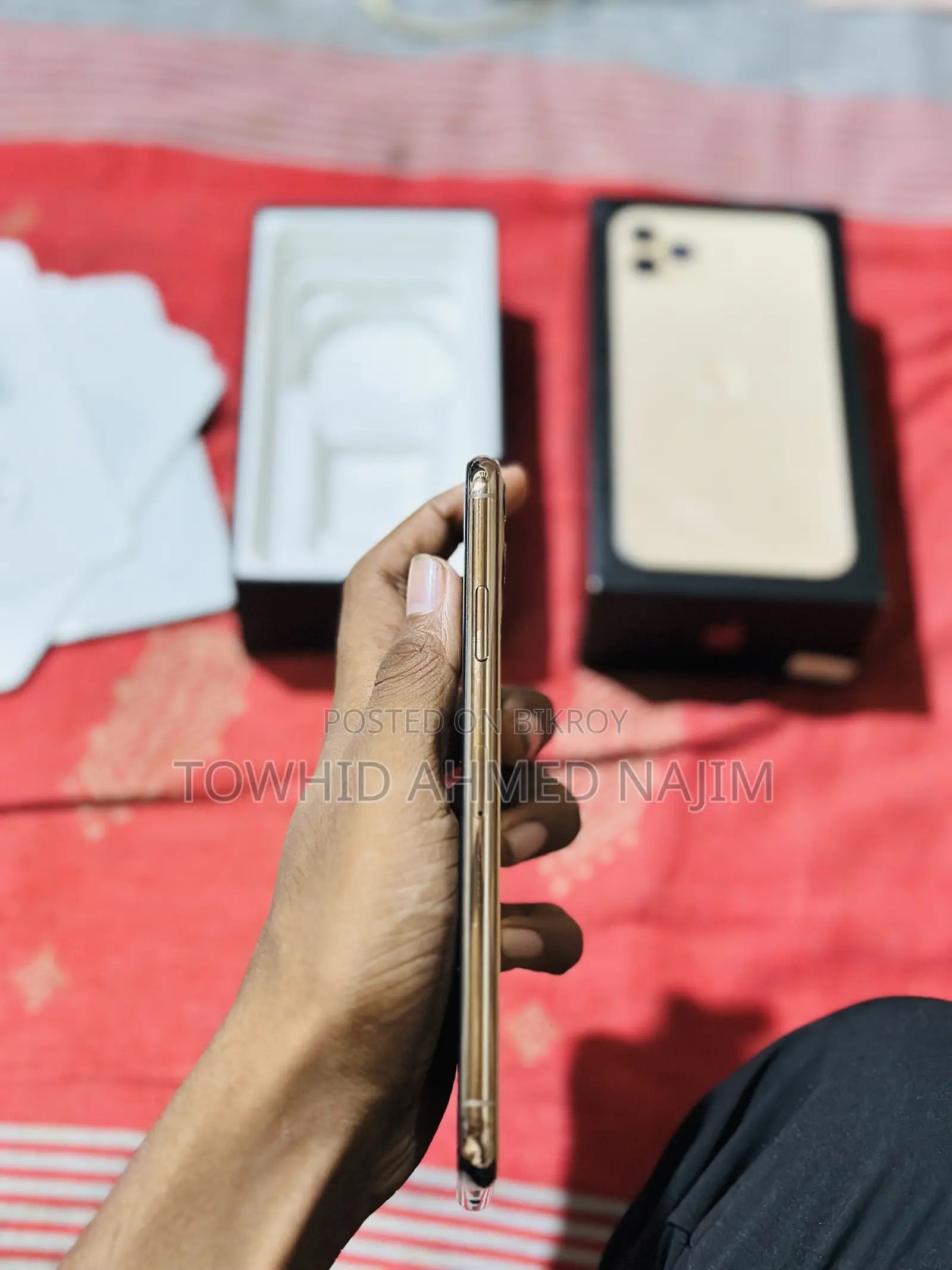 অ্যাপল আইফোন ১১ প্রো ম্যাক্স ২৫৬ জিবি রোজ গোল্ড