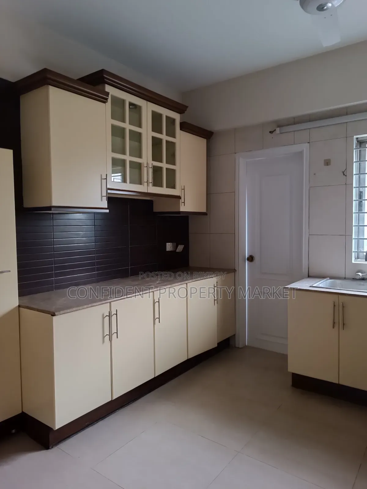 3 Bedroom Apartment in Baridhara for Rent
