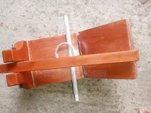 মেহগনি কাঠের রুটি মেকার