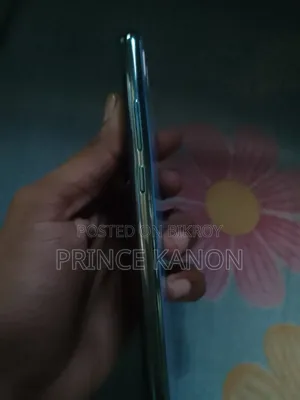 Vivo Y11 32 GB