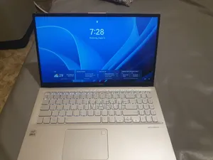 Laptop ASUS VivoBook F512DA 8GB Intel Core I3 SSHD+SSD 512GB