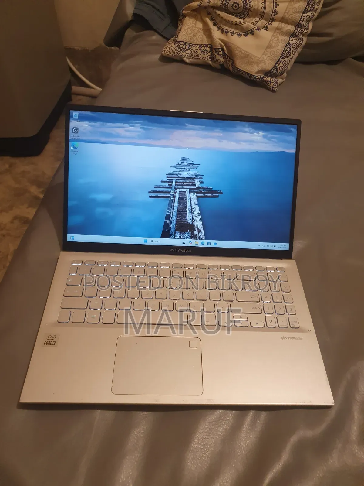 Laptop ASUS VivoBook F512DA 8GB Intel Core I3 SSHD+SSD 512GB