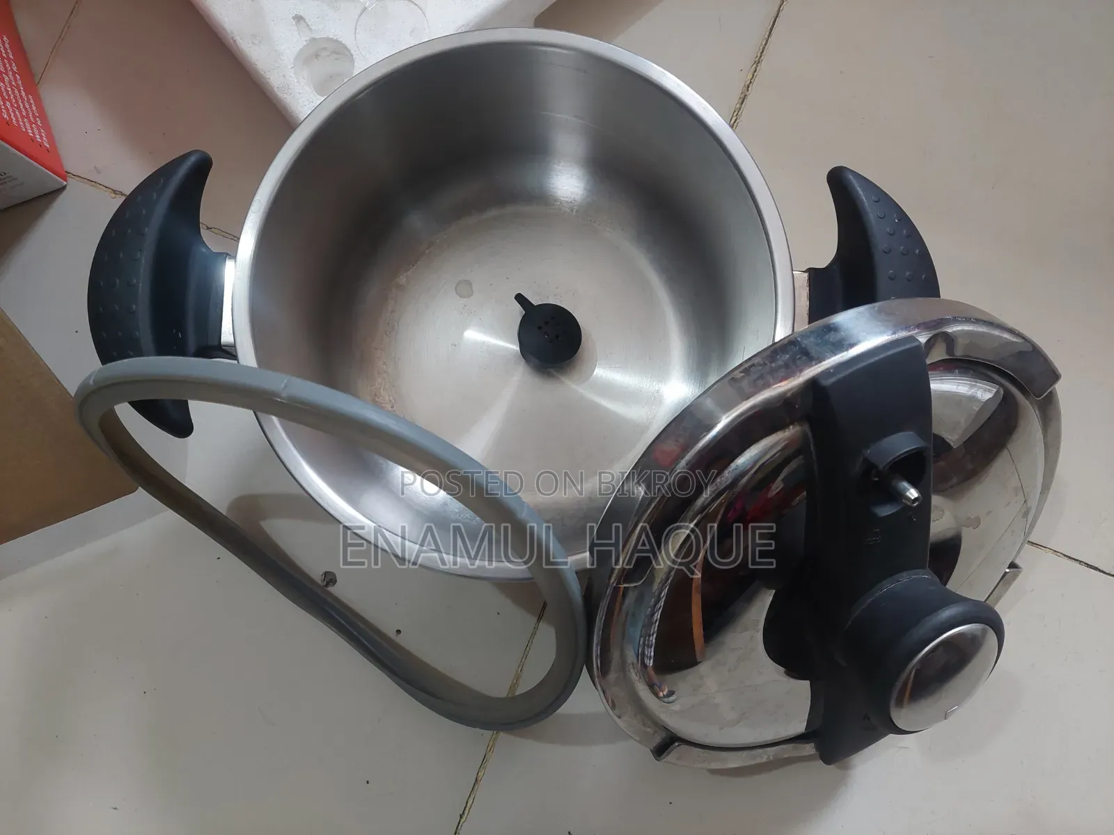 Stainless Steel Pressure Cooker