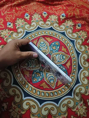 টেকনো স্পার্ক ১০ প্রো ১২৮ জিবি সাদা