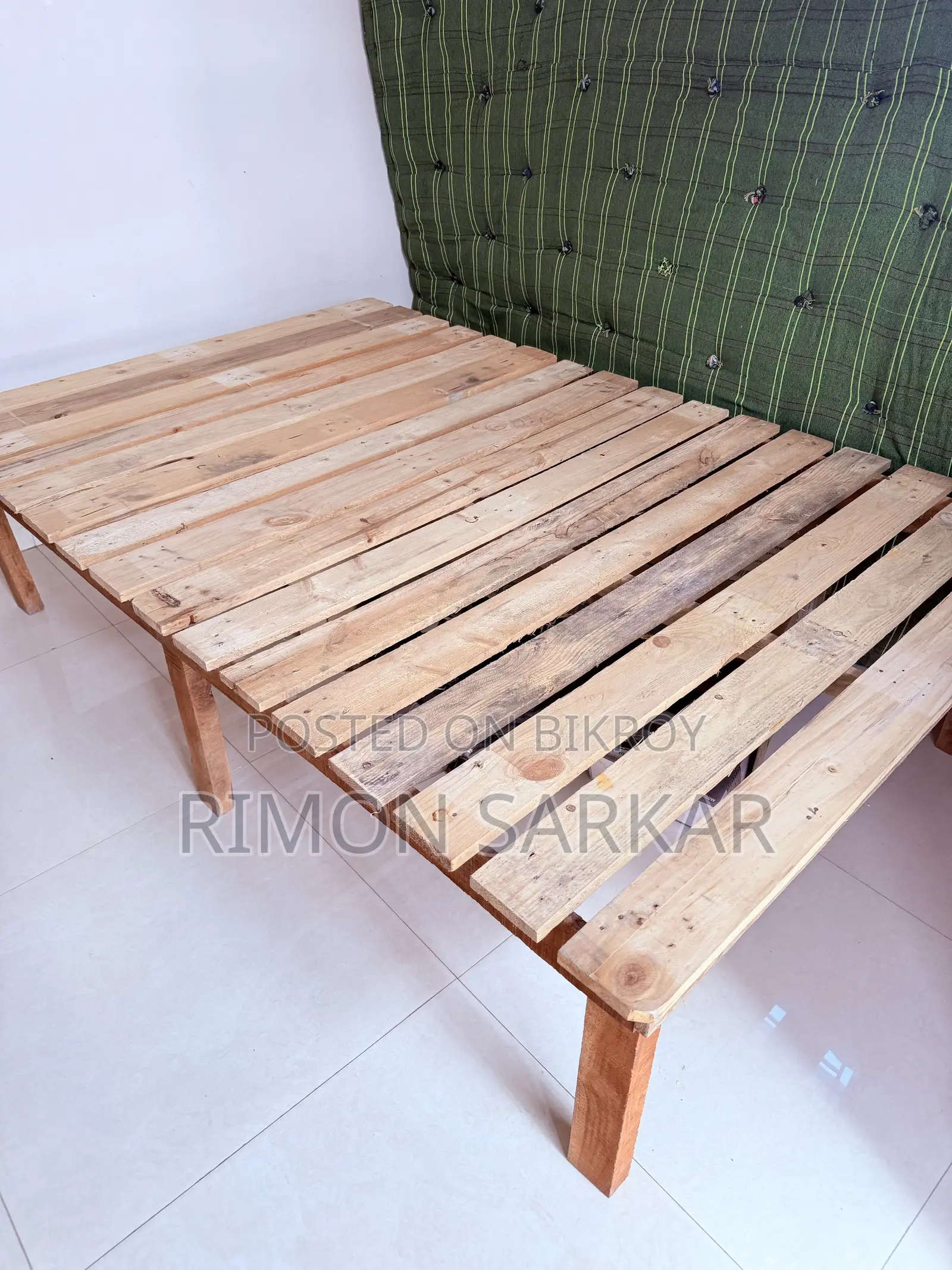 Wooden Bed 4/7 Feet (Kerosene Wood)