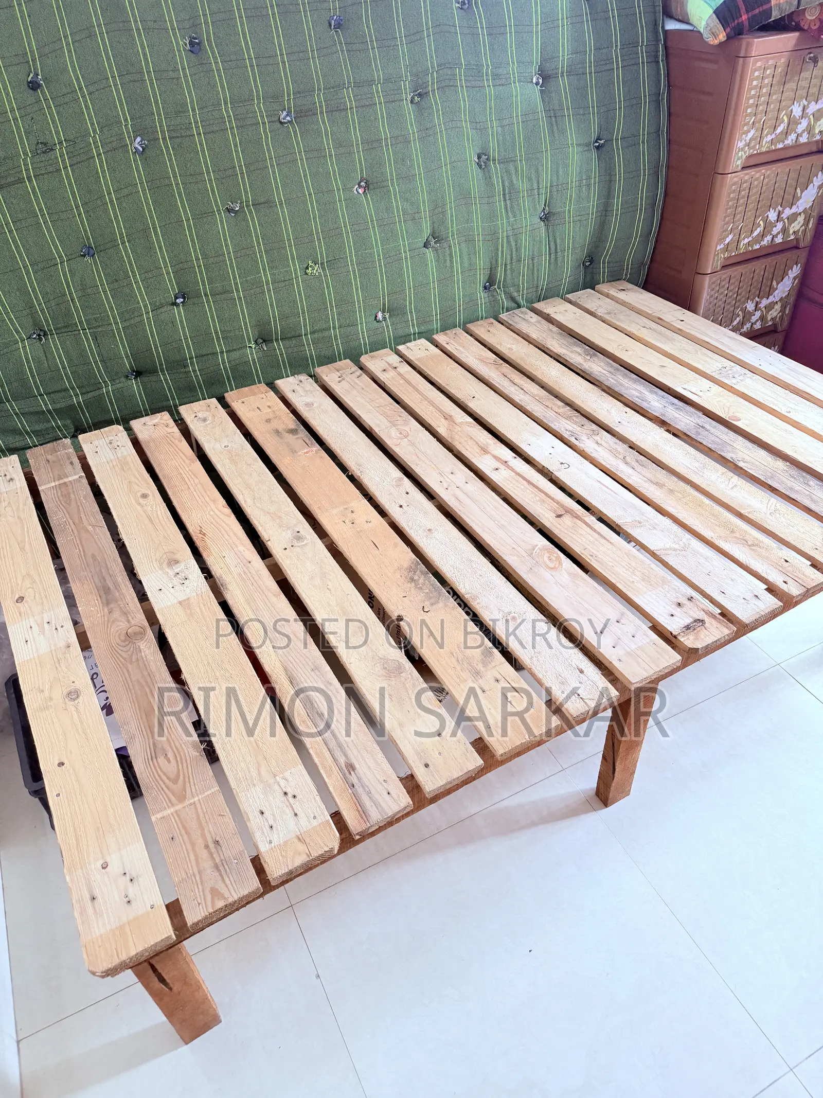 Wooden Bed 4/7 Feet (Kerosene Wood)