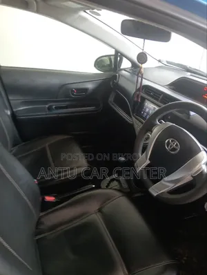 Toyota Aqua 2016 Blue