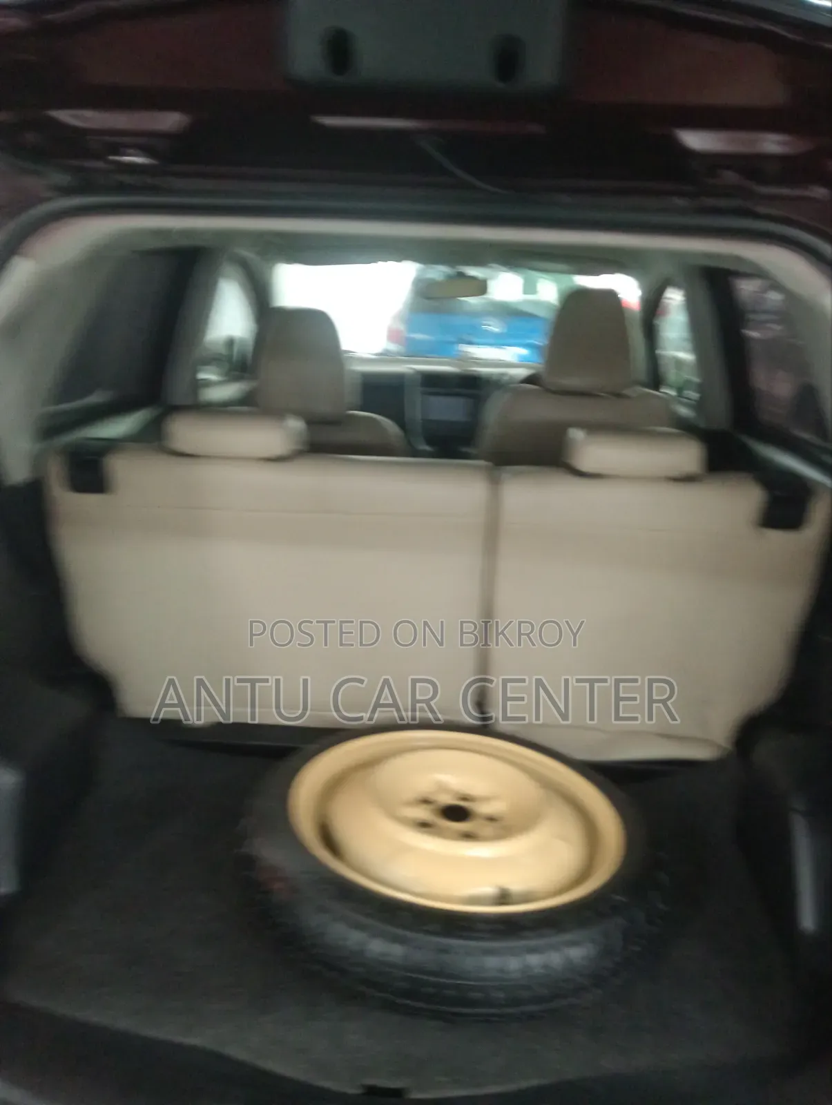 Toyota Ractis 2011 Brown