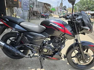 বাজাজ পালসার ১৫০ ২০২২ কালো