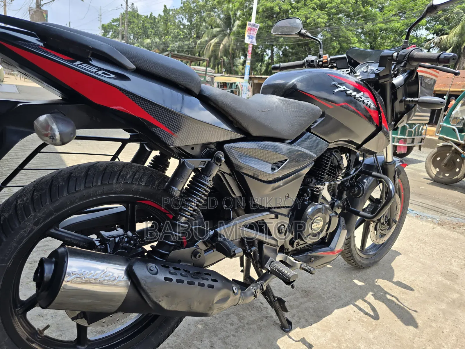 বাজাজ পালসার ১৫০ ২০২২ কালো