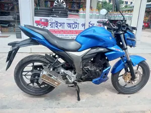 সুজুকি গিক্সার ২০২২ নীল