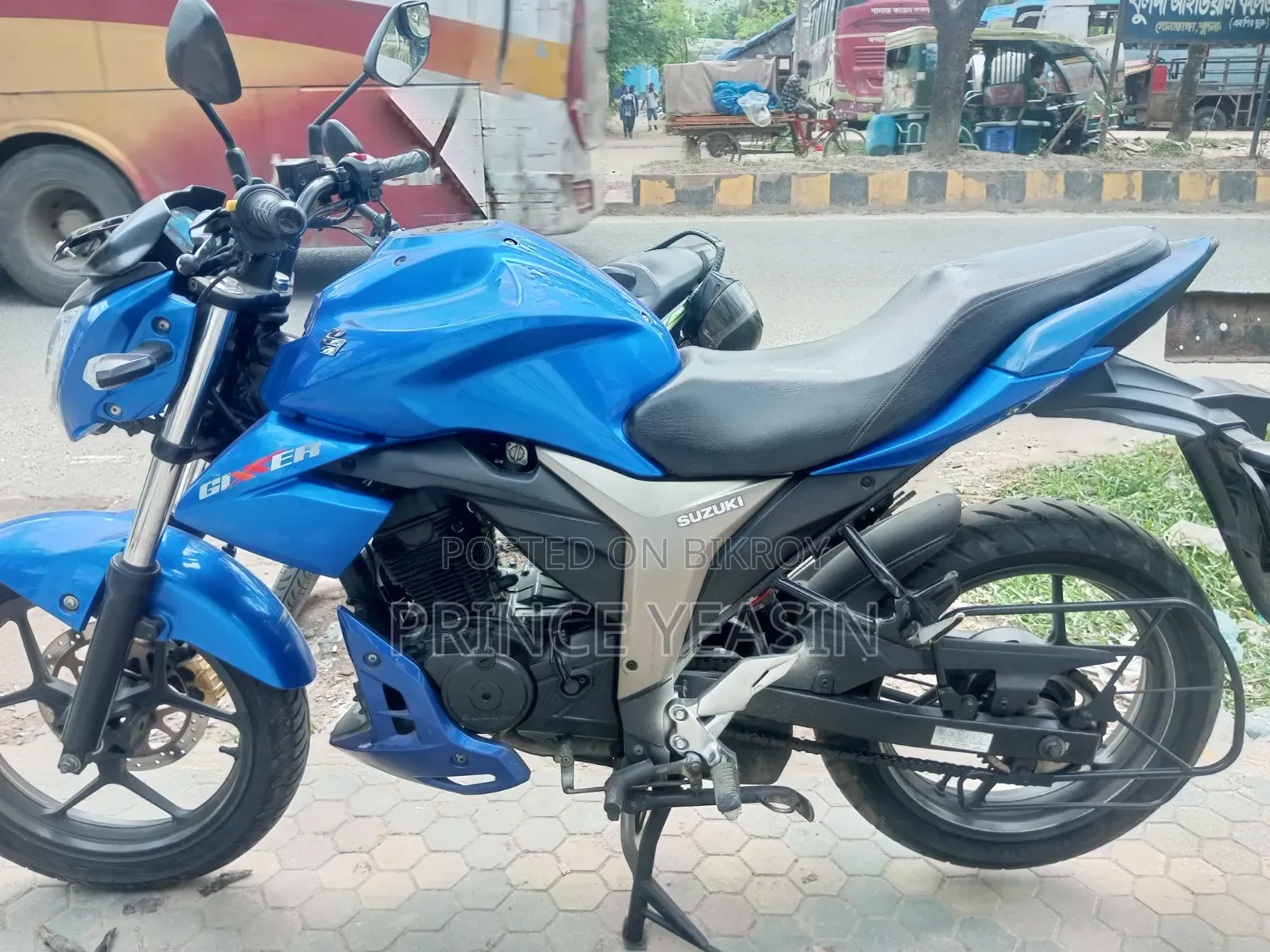 সুজুকি গিক্সার ২০২২ নীল