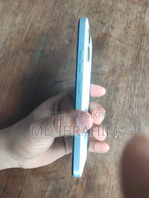 Tecno Spark Go 64 GB Blue
