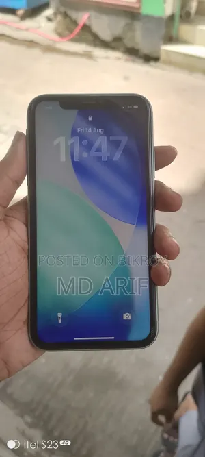 অ্যাপল আইফোন ১১ ৬৪ জিবি