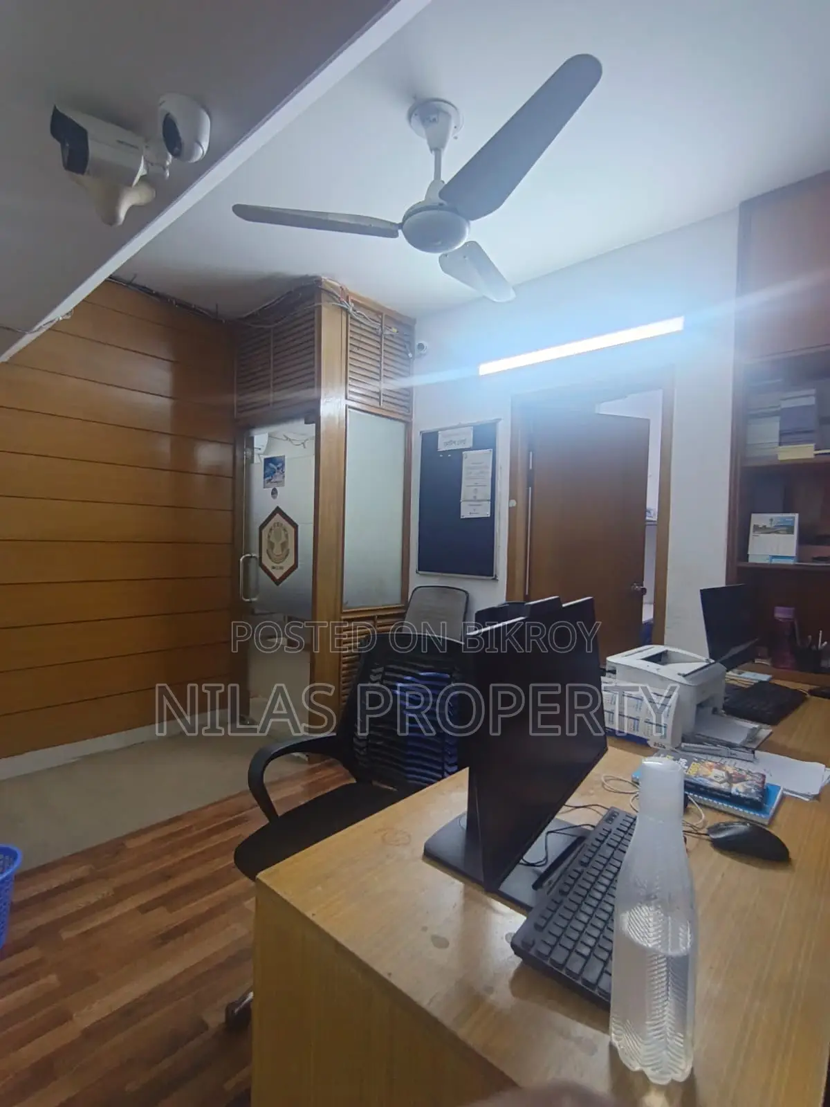বনানীতে বিক্রয়ের জন্য প্রিমিয়াম বাণিজ্যিক জায়গা