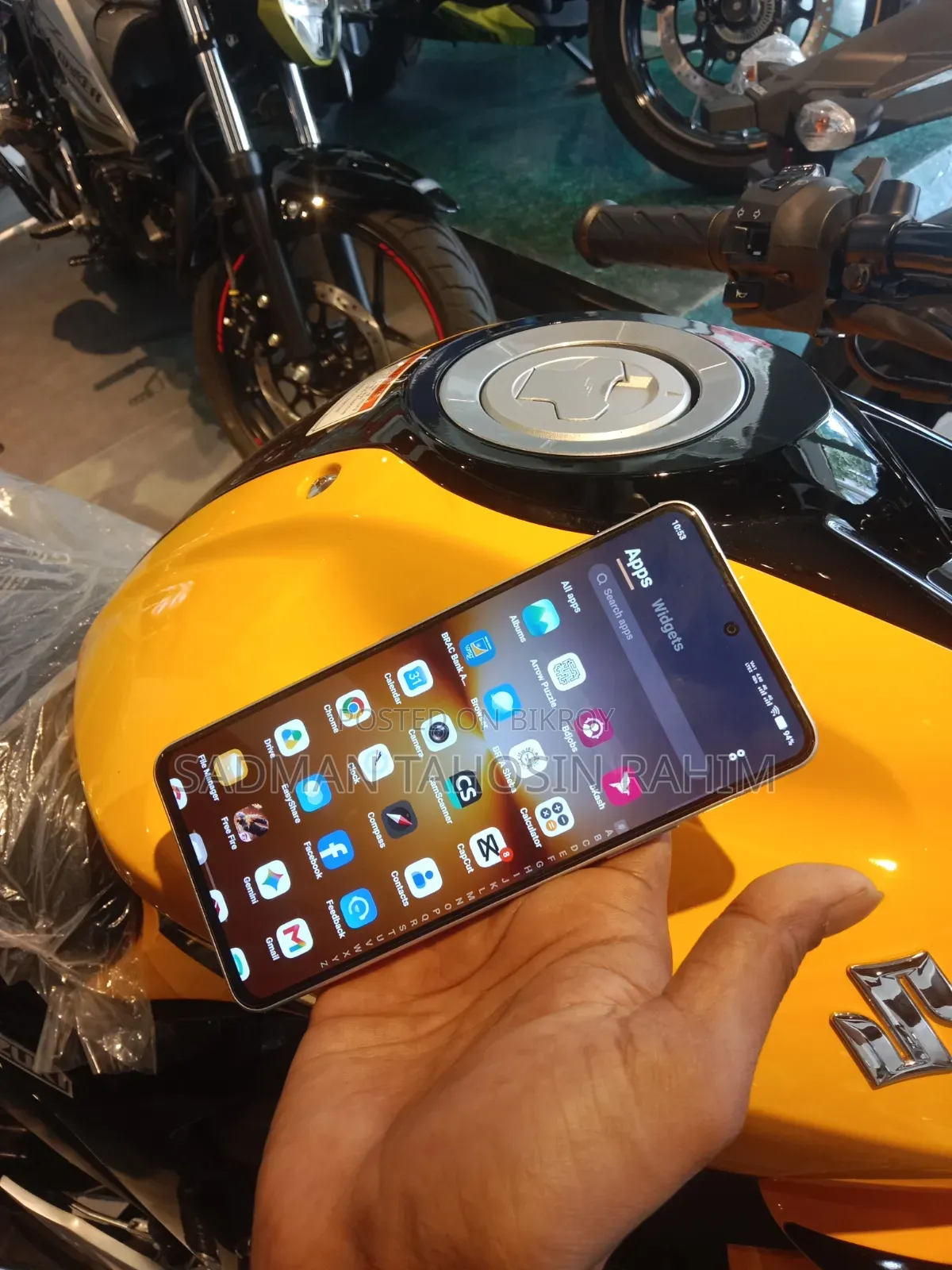 ভিভো ওয়াই ৪০০ ২৫৬ জিবি সাদা