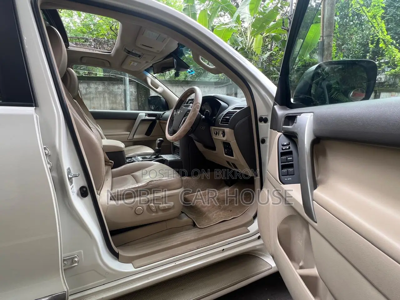 টয়োটা ল্যান্ড ক্রুজার প্রাডো ২০১৮ পার্ল