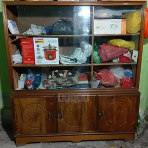 করই কাঠের শোকেস ৪/৫ ফিট