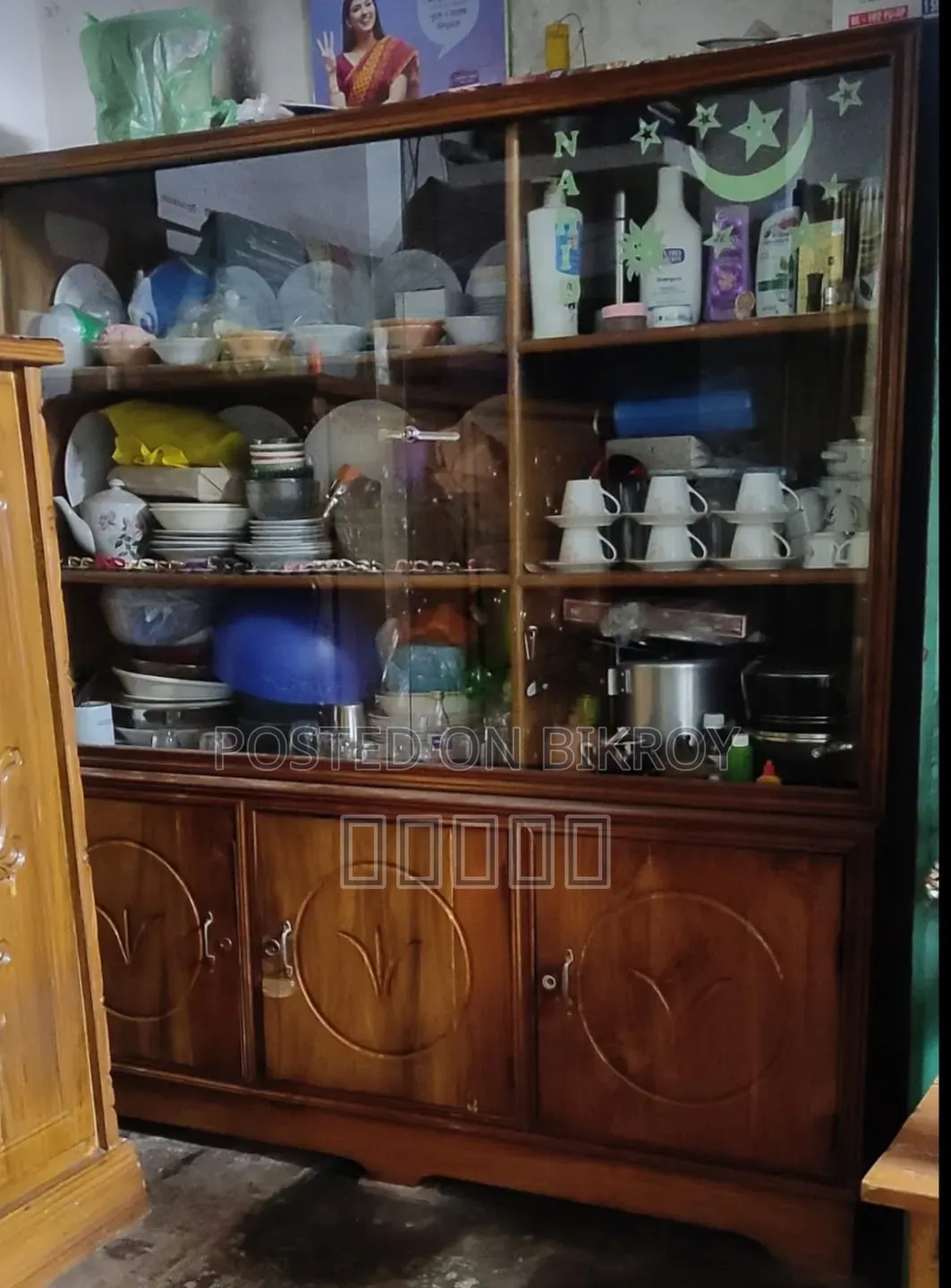 করই কাঠের শোকেস ৪/৫ ফিট