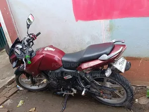 TVS Apache RTR 160 2V 2019 Red