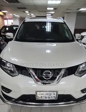 Nissan X-Trail ২.০ হাইব্রিড এফডব্লিউডি ২০১৫ পার্ল
