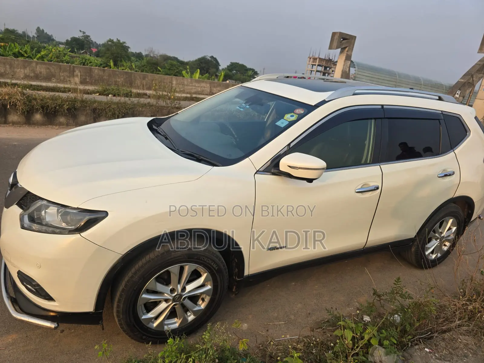 Nissan X-Trail ২.০ হাইব্রিড এফডব্লিউডি ২০১৫ পার্ল