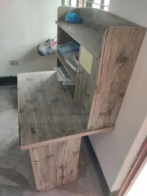 Reading Table Sell