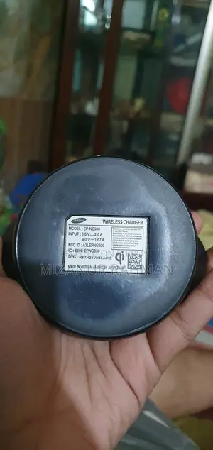 স্যামসাং ফাস্ট চার্জ ওয়্যারলেস চার্জিং প্যাড