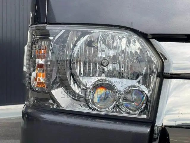 Toyota HiAce 2021 Grey