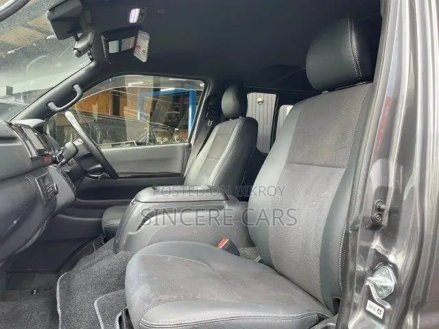 Toyota HiAce 2021 Grey