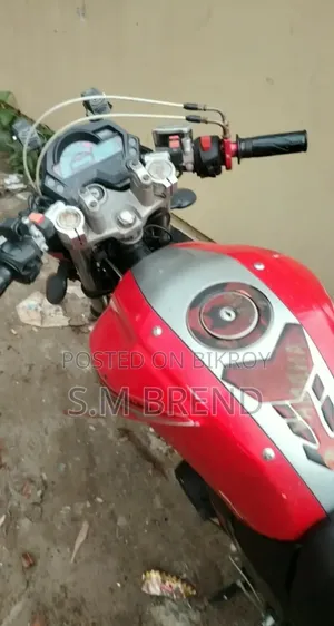 যামাহা এফজেড ২০১৩ রেড