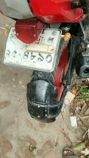 যামাহা এফজেড ২০১৩ রেড