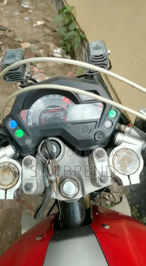 যামাহা এফজেড ২০১৩ রেড