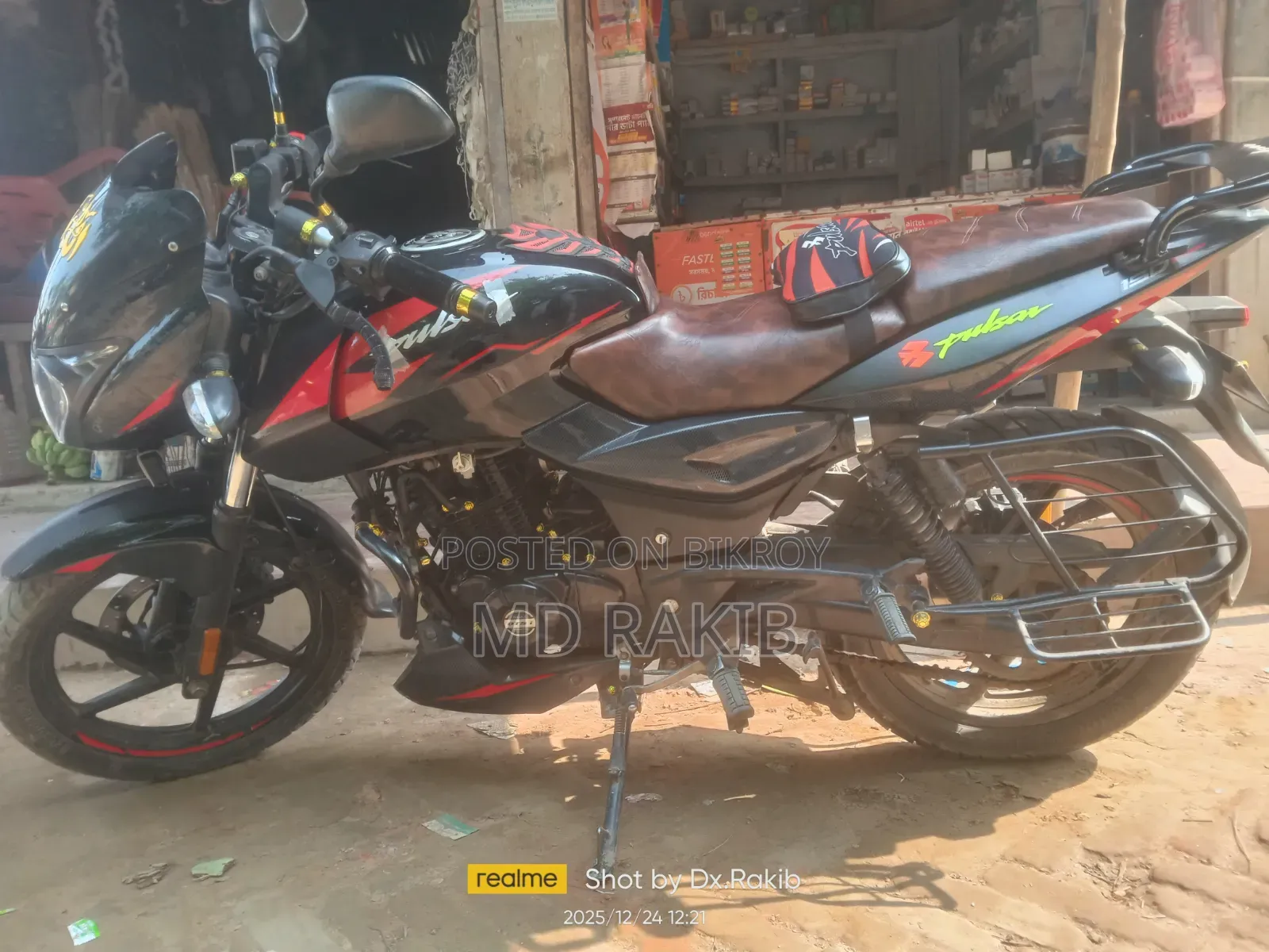 Bajaj Pulsar 150 2023 Black