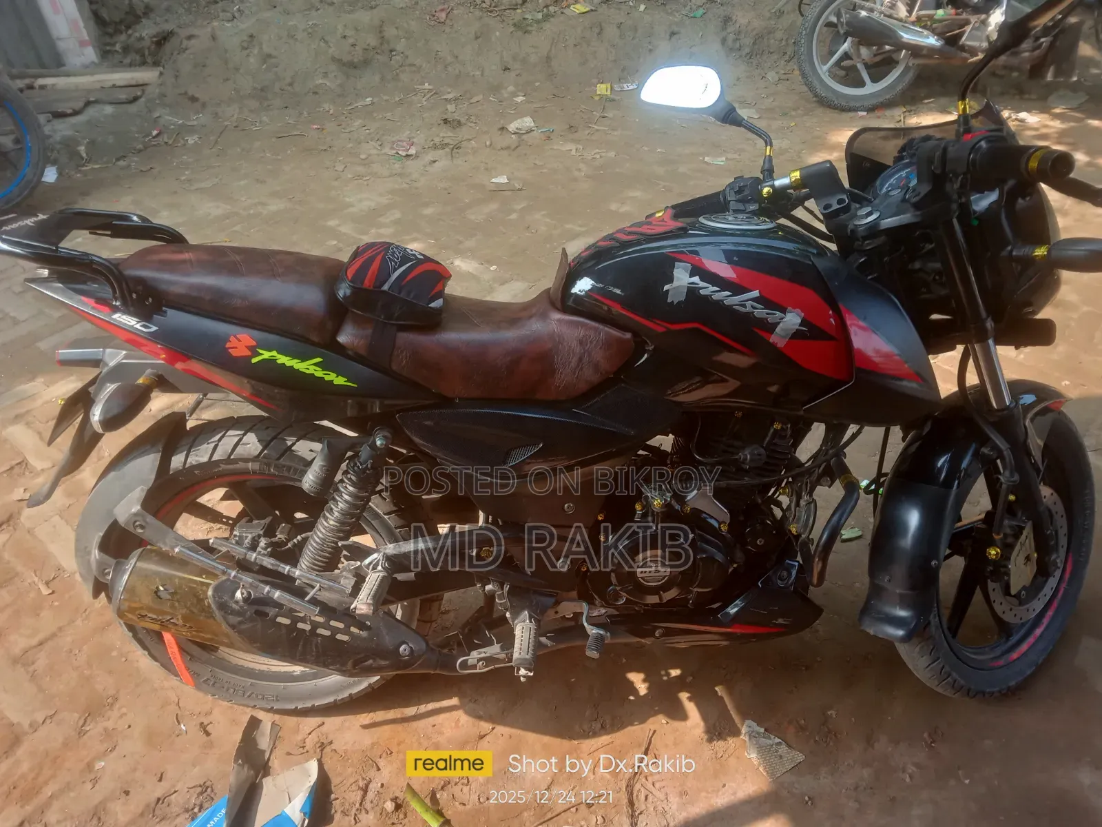 Bajaj Pulsar 150 2023 Black