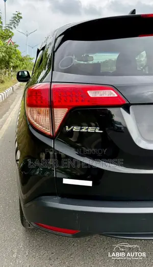 হোন্ডা ভেজেল ২০১৭ কালো
