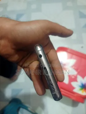 Samsung Galaxy S10 128 GB Blue