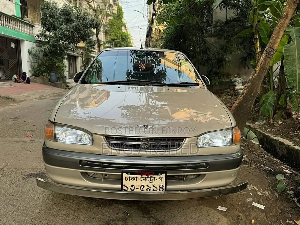 Toyota Corolla Sedan 1995 Silver