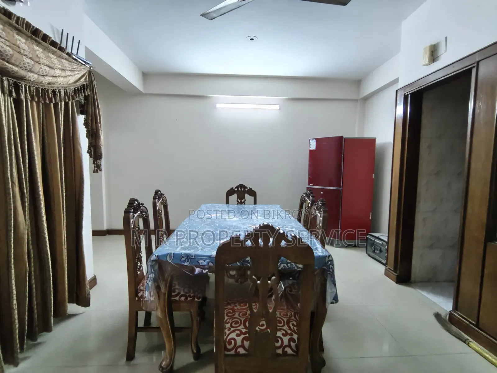 বসুন্ধরায় সাজানো ৩-বেডরুমের অ্যাপার্টমেন্ট ভাড়া