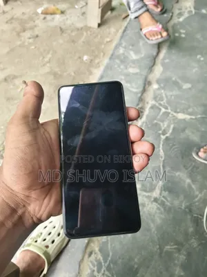 রিয়েলমি পি১ প্রো ১২৮ জিবি