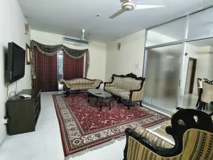 বনানীতে সাজানো ৩ বেডরুমের অ্যাপার্টমেন্ট ভাড়ার জন্য